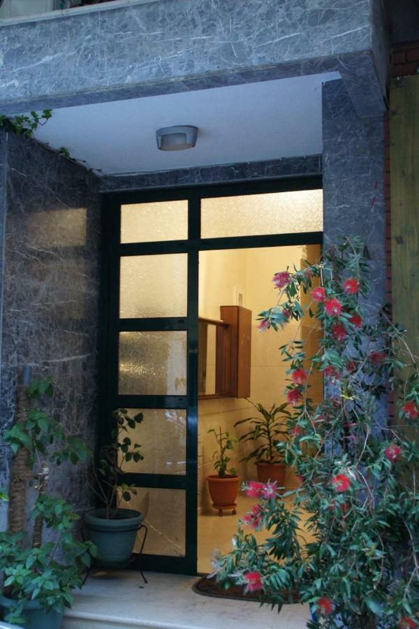 Cosy Downtown Studio - Suite Komotini Exterior foto